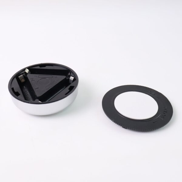 05_1fbfeb3f-ed77-4313-aa04-417b2dc60a8a.jpg 3-LED Battery-Operated Touch Light (1 Pc)