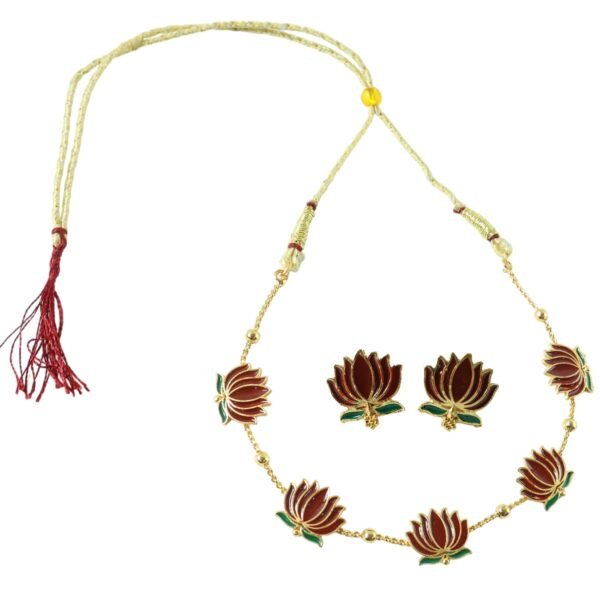 05_4abb4f14-e60e-417e-ab9c-9cbc241ffdcf.jpg Traditional Lotus Design Necklace with Stud Earrings Set (1 Set)