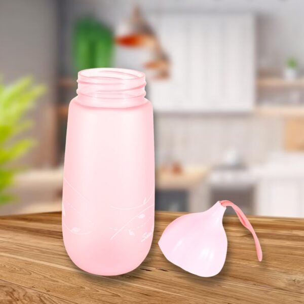 Unique Shape Premium Plastic water bottle With Dori  (1 Pc / 550 ML)