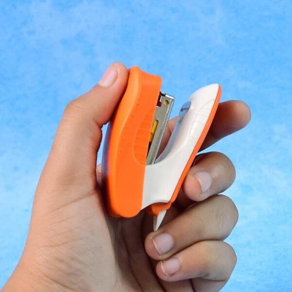 Kangaro 5-in-1 Stationery Gift Set Stapler, Staples, Staple Remover, Tape Dispenser