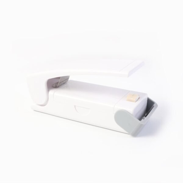 05_Sealing-Machine.jpg Portable Mini Heat Sealer Machine for Plastic Bags (1 Pc)