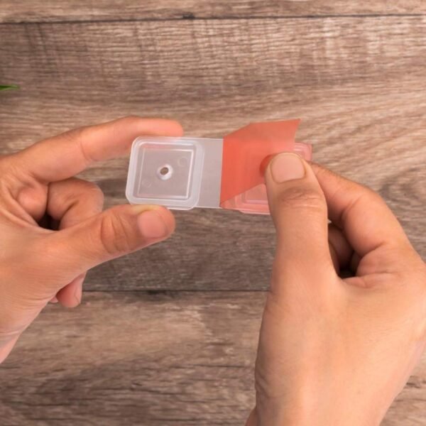 05_f0eead9d-2312-4abb-b9d5-64f0814fd6a9.jpg Wall Mounted Cornflakes Pulses Beans Oatmeal Namkeen Dry Food Storage Box1100 ML