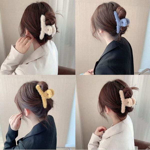 05_fc28551c-de1c-4fbc-9dd6-c6940d66c2fb.jpg Large Plush Hair Claw Clips, Plastic Fluffy Hair Claw Hair (1 Pc / Mix Color)