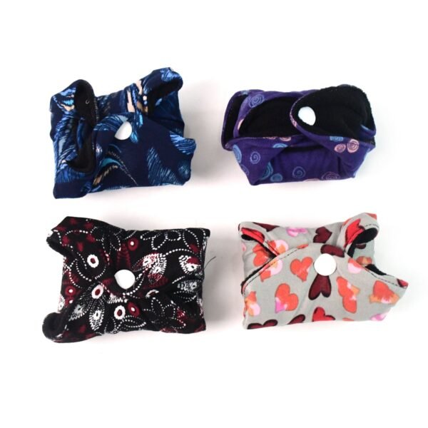 05_pad.jpg Reusable Cloth Sanitary Pads for Women (4 Pc)