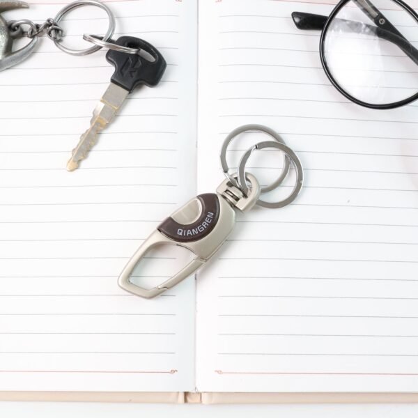 06-keychain.jpg Dual-Ring Carabiner Key Holder - (1 Pc)