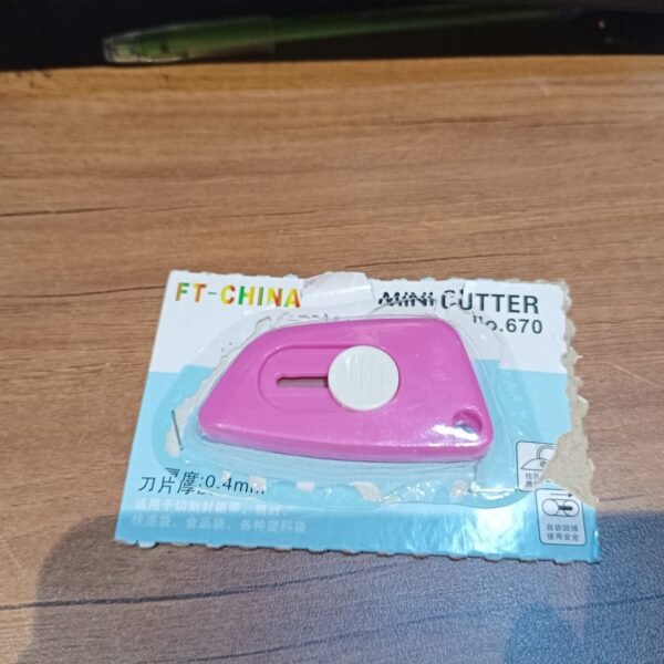 0624ef38-36df-4d3a-993b-3cbeb94957f7.jpg Mini Cloud Cutter Portable Safe Box Opener Multiple Uses (1 Pc)