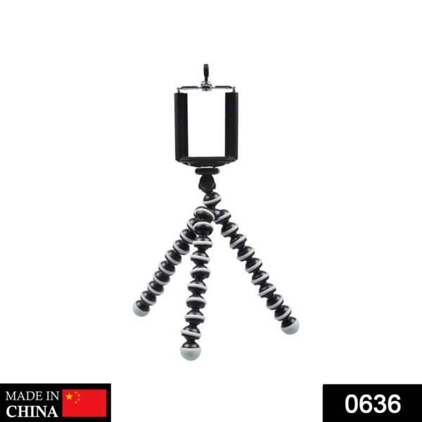 0636.jpg Gorilla Tripod Fully Flexible Tripod (6 Inch)