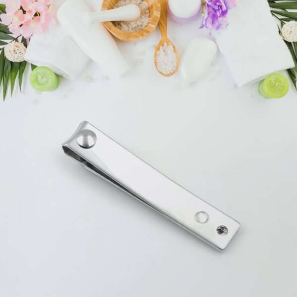 06_482df306-b8cf-45b1-a847-348b28f582b3.jpg High-Quality Nail Clipper (Large): Personal Care