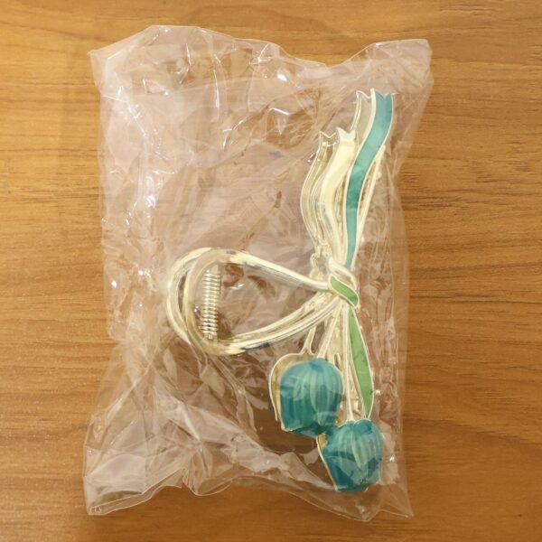 06_4a37e67e-5a38-4e48-8d23-0f15a19fc083.jpg Elegant Decorative Hair Claw Clip (1 Pc)