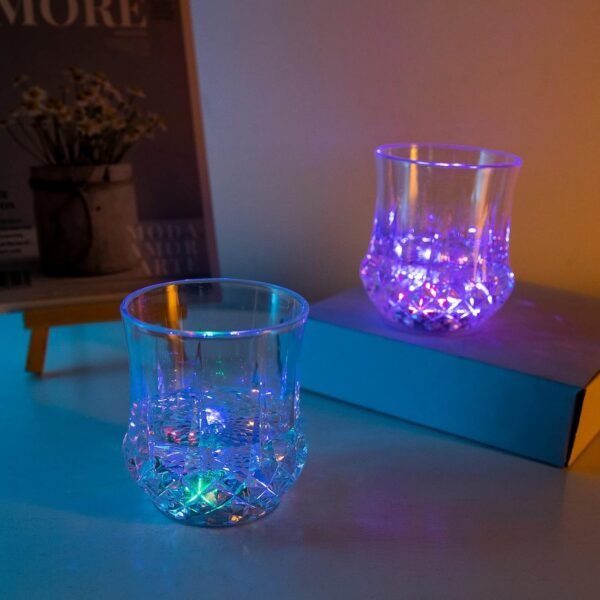 06_82f48546-771b-4b82-80bd-56b67f00ce70.jpg LED Light-up Cup Water Inductive Rainbow Color Changing LED (1 Pc)