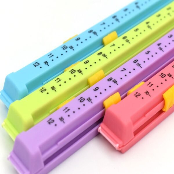 large Plastic Food Pouch Clip Sealer Set of 4 (Multicolor)