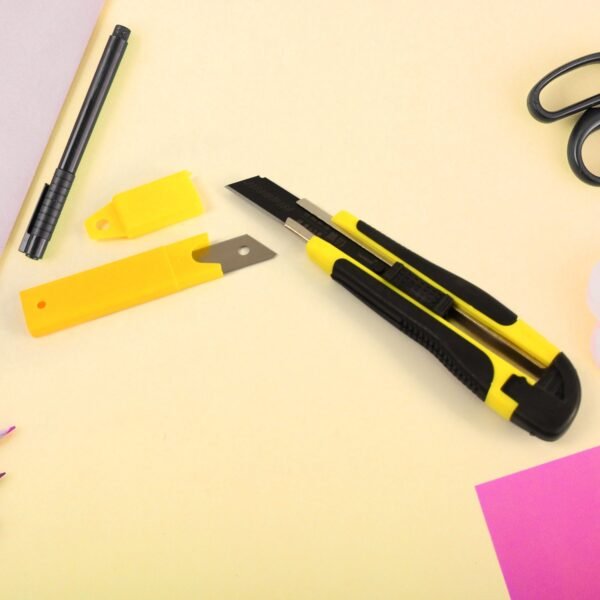 06_985d99fe-67b4-4a4d-99a0-eb06455e25af.jpg Cutter Knife Set 1 Replacement Blades, Cutter Knife Advanced Tool (1 Pc / Mix Color)
