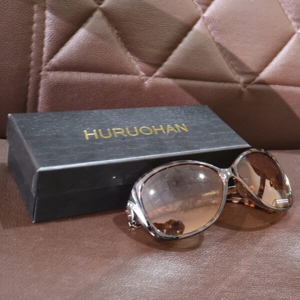 06_bf364baf-3ff0-43ba-ae20-ca6c8c2a0989.jpg UV400 Protective Fashion Sunglasses - (1 Pc)