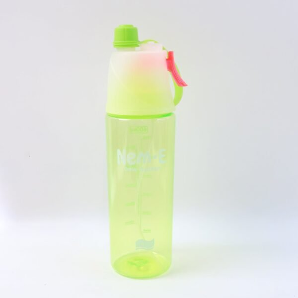 Plastic Sports Water Bottle – Dual Function with Built-In Mist Spray (600 ML)