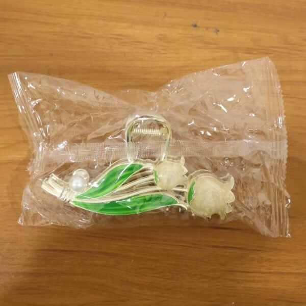 Elegant Floral Decorative Hair Claw Clip (1 Pc)