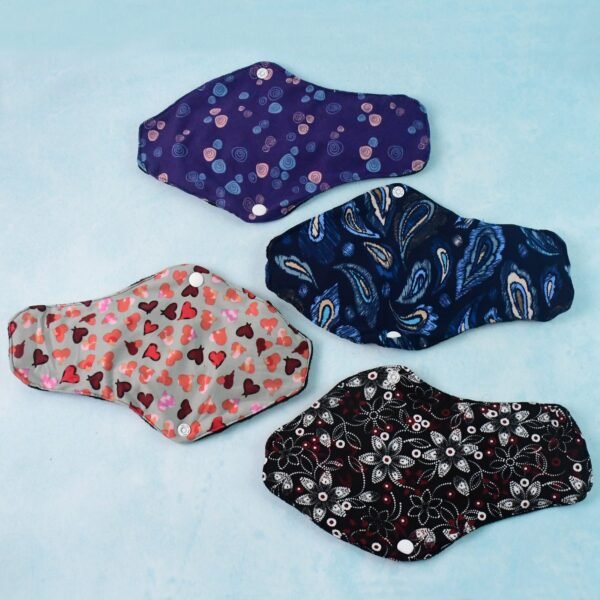 06_pad.jpg Reusable Cloth Sanitary Pads for Women (4 Pc)