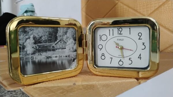 072c860e-c3e6-4322-9a86-2cb980ec0eaf.jpg Portable Foldable Desk Clock – Space-Saving and Stylish (1 Pc)