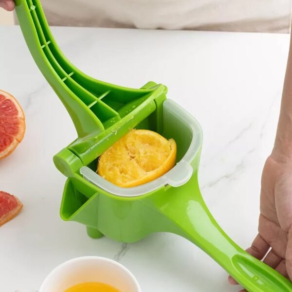 Manual Plastic Fruit Juicer,  Hand Juicer  Extractor Tool for Orange, Limes
