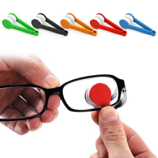 5 Pc Goggle Cleaner With Box used for cleaning glasses and goggles