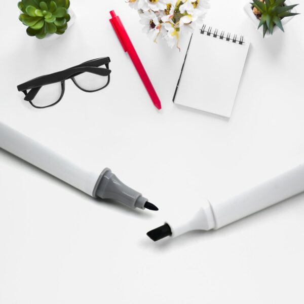 07_afca6023-78ec-4ae5-bdd3-b095d63fd0c0.jpg 24-Color Double-Ended Art Markers Set for Kids & Adults (24 Pc)