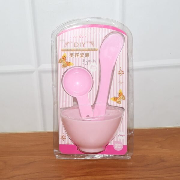 07_beauty-product.jpg 3-Piece Facial Mask Mixing Bowl Set