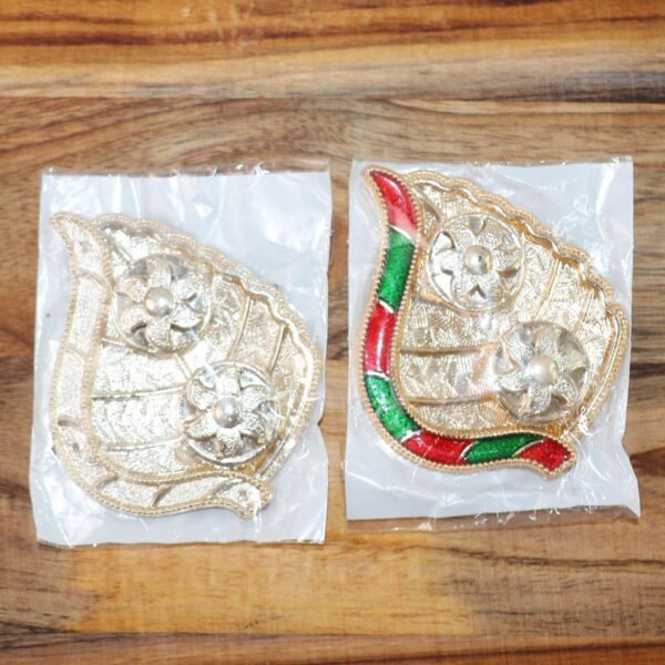 Leaf-Shaped Decorative Pooja Thali - (1 Pc)