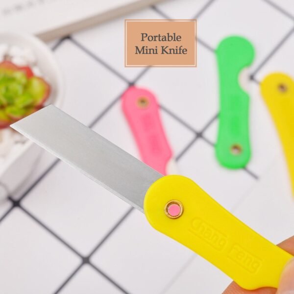 07_e55f7fb8-f89f-4be0-9594-fd3fac83c5aa.jpg Multicolour Mini Paper Cutter Knife Pencil Knife (Pack of 12)
