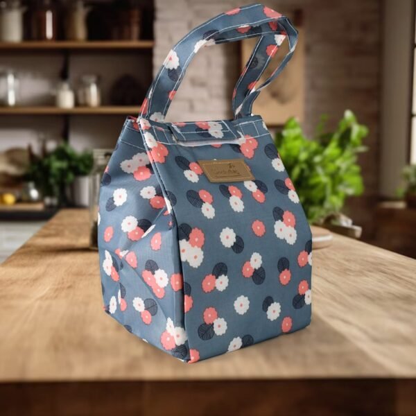 Waterproof Foldable Travel Wash Bag with Zipper Cosmetic Storage & Multi-Use