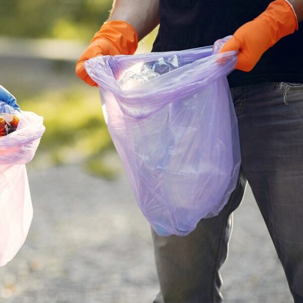 07_garbage-bag_9eda8292-2238-4c6b-a3a5-f97886ff3e51.jpg High-Quality Garbage Bags 50x60 cm (Mix Color / 2 Pc)