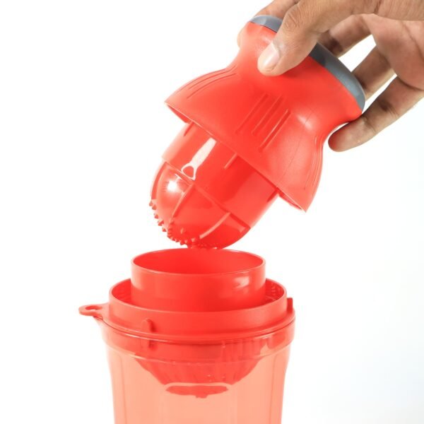 07_juicer.jpg Supermom Handheld Anytime Manual Juicer (1 Pc)