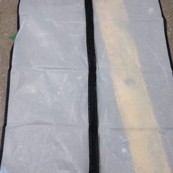 07dc18d7-29ea-4b47-82c8-b0aad4e6ff02.jpg Foldable Non Woven Men's Coat Blazer Suit Cover (100×60 CM / 1 Pc)