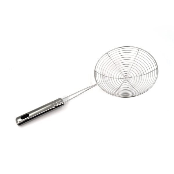 Medium Oil Strainer To Get Fried Food Stuffs Easily Without Any Problem