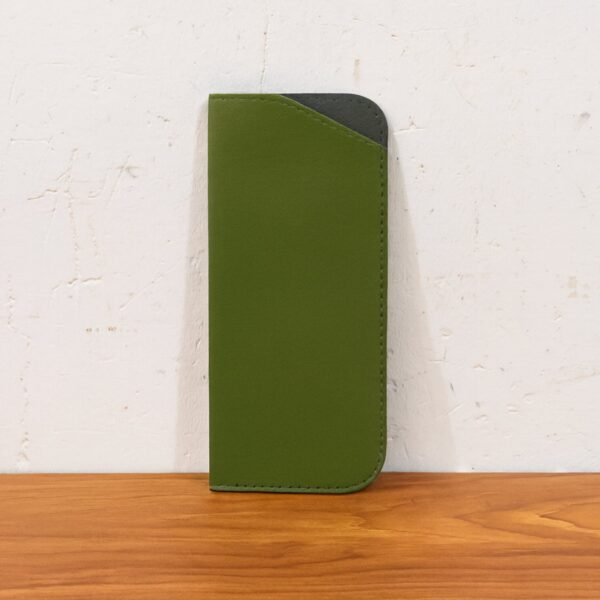 08_ea3d51af-6348-42c8-91b3-c434900a5511.jpg Slim PU Leather Glasses Sleeve - (1 Pc)