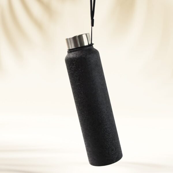 09_18344daf-30d6-4000-aad0-fce38d5044f3.jpg Stainless Steel Double Wall Vacuum-Insulated Drink Water Bottle (1000 ML Approx)