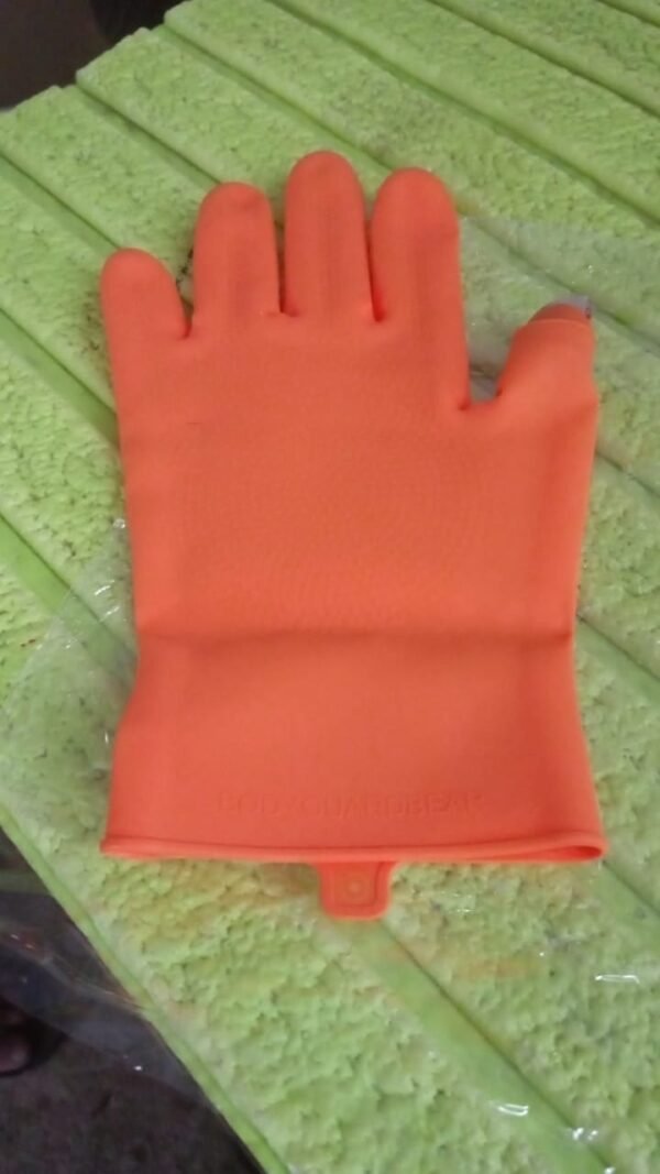 0a46bbcd-5014-413d-a0e0-e0e64615f1b3.jpg Right-Handed Silicone Thumb Cutter Gloves (1Pc)