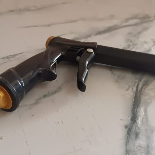 0bcf217f-b1de-4346-baa0-1672f0a0f55a.jpg Water Spray Gun for Car Wash & Gardening (Multi-Mode, Brass)