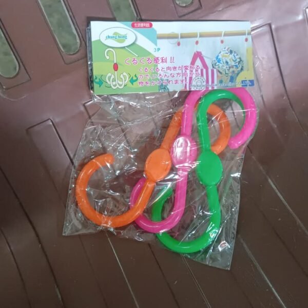S Shape Plastic Hooks Hanger for Hanging Cloth (3 Pcs Set)