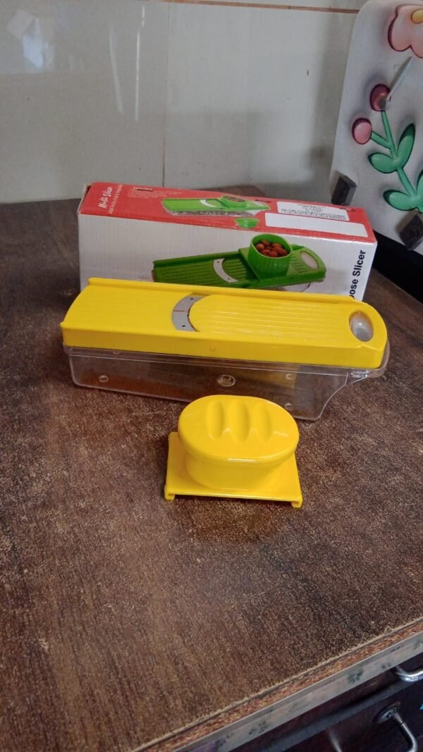 Big Multipurpose Vegetable and Fruit Slicer (Yellow / 1 Pc)