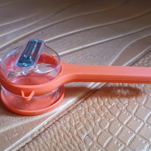 1530a105-5a5f-42e0-a68d-6d02e0421d9d.jpg Stainless Steel Peeler With Container (1 Pc)