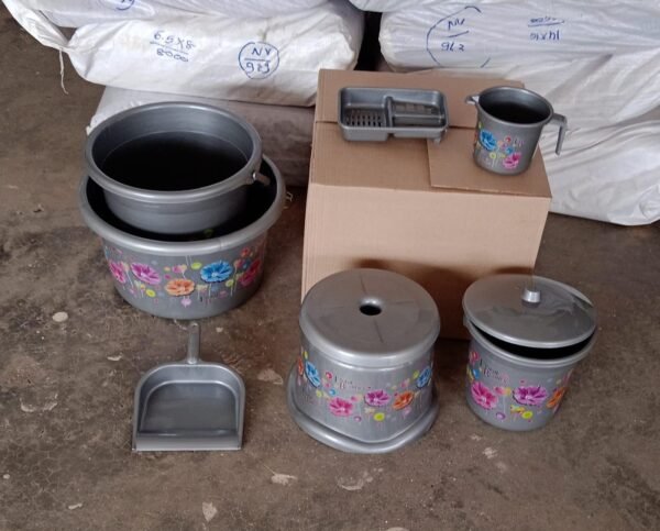 Large Capacity Plastic Bathroom Set of 7 Pc