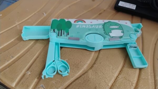 1e10f1ef-106f-48a4-a265-cf6711f04b4d.jpg Multifunctional Pencil Box for Kids (Magnetic, Pop-Up)