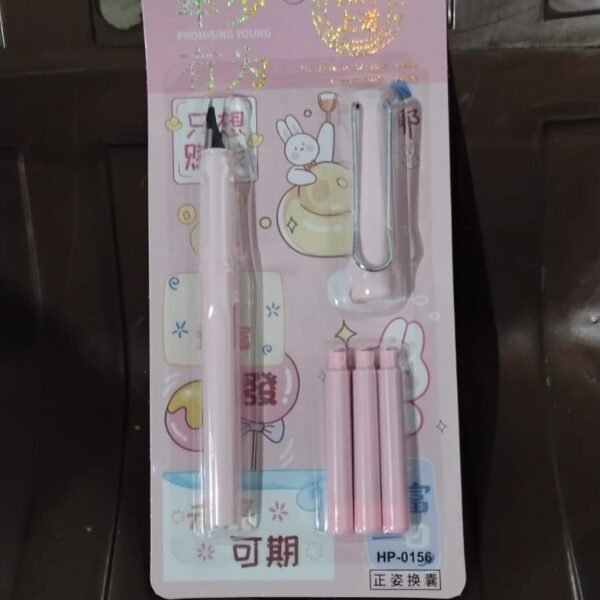 1e9726a8-035c-4cb6-8d57-7fa856028b65.jpg Fountain Blue Pen With 3 Refills (1 Set)