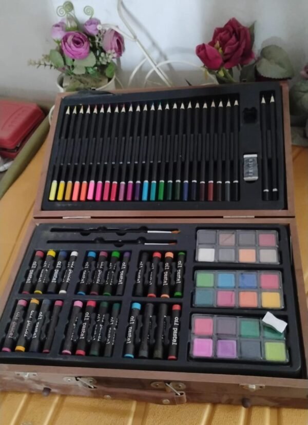 Artist Drawing & Painting Color Set ith Wooden Case (112 Pcs Approx)