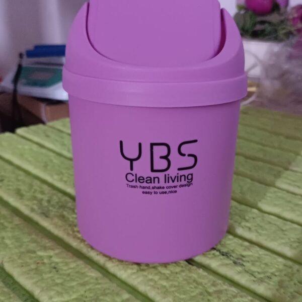 Mini Trash Can with Lid Small Tiny Trash Bin (18x13 Cm / 1 Pc)