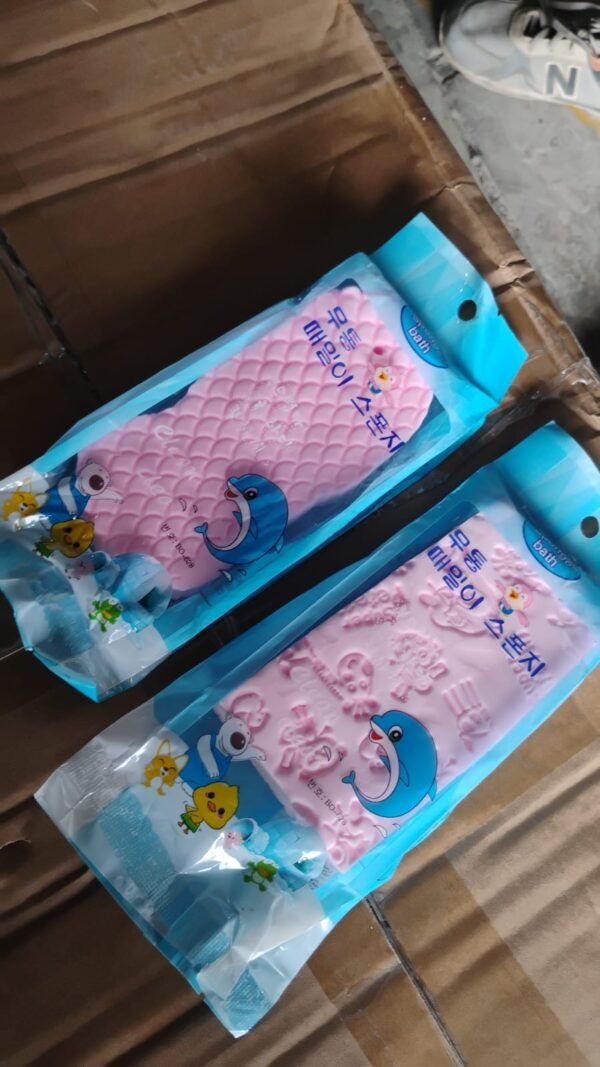 1fe8d5e6-b843-4c45-a816-8bd73e7748ee.jpg Ultra Soft Exfoliating Sponge – Dead Skin Remover & Face Scrubber