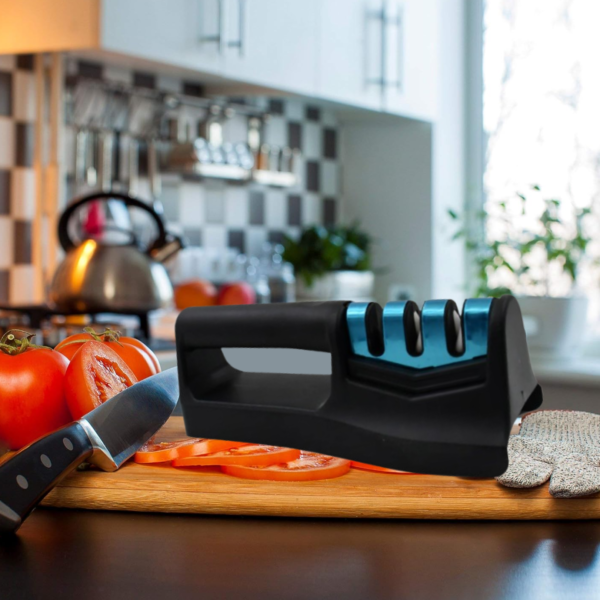Kitchen Knife Sharpener – Handheld Chefs & Serrated (1 Pc, Chopper Not Included)