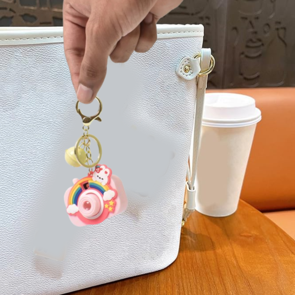 20204.png Projective Camera Keychain (1 Pc / Mix design)