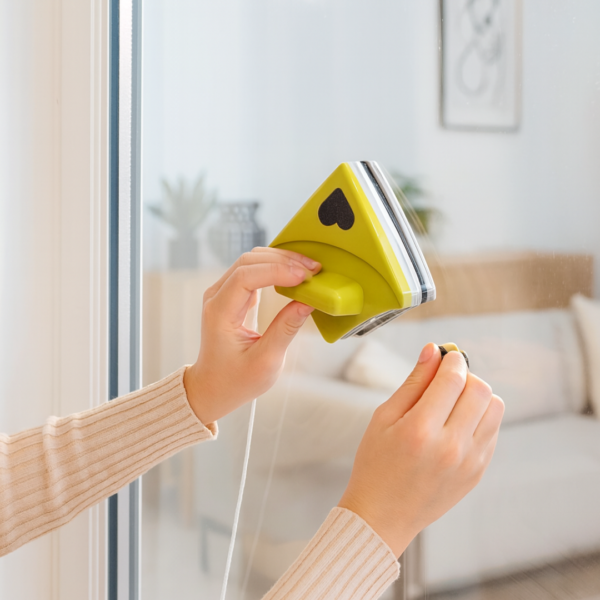 2092621118.png Double face glass cleaner Window Squeegee, Magnetic Window Washing Equipment.