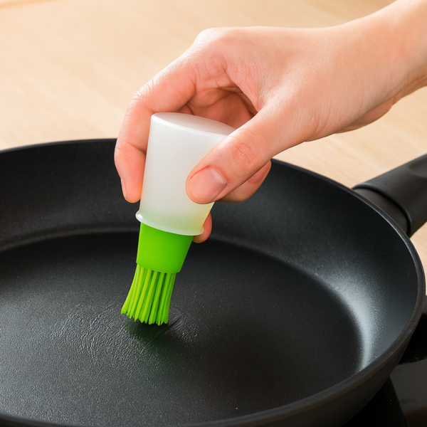 Silicone Cooking Oil Bottle With Basting Brush (Cap Not Include)