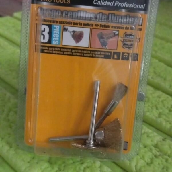 21acb73b-b07e-4bdf-84a3-58f52cc70d4c.jpg Brass Wire Wheels, 3 Pcs Brass Wire Wheels, Rust Removal Tool